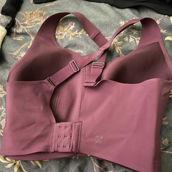 Knix Catalyst Front Close Sports Bra - Picture 2 of 3